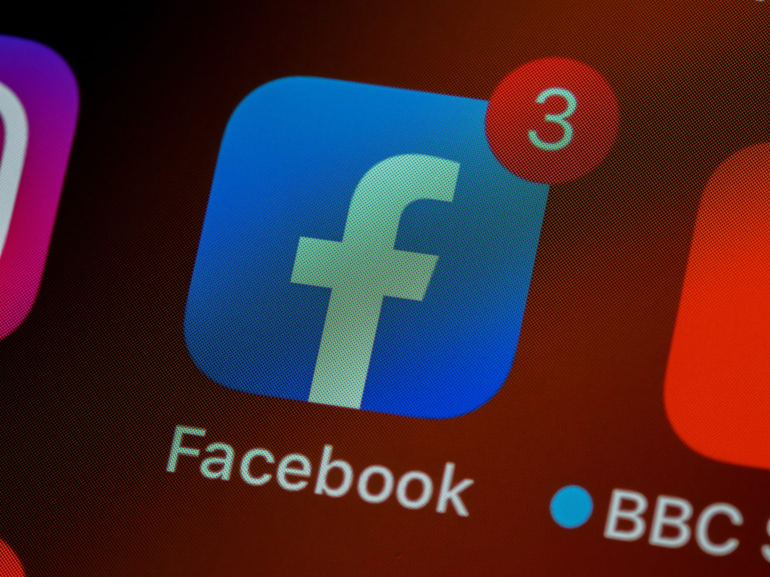 Ako Vam Jedan Nije Dovoljan Sad Mozete Imati Cetiri Facebook