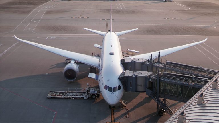 Ukupni Dnevni Broj Avio Letova U Svijetu Vratio Se Na