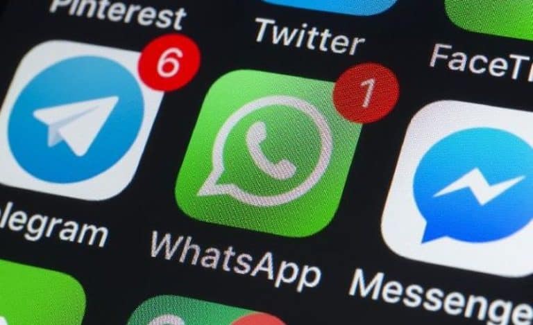  Aplikacija WhatsApp na vašem iPhone-u je "zaglavljena" i ne može se povezati s internetom?  Evo kako možete riješiti ovaj problem!
