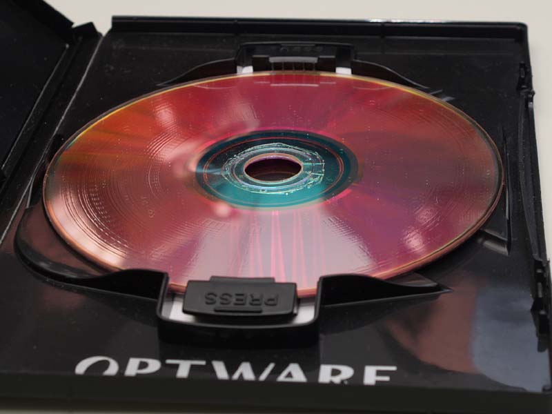 holografski svestrani disk