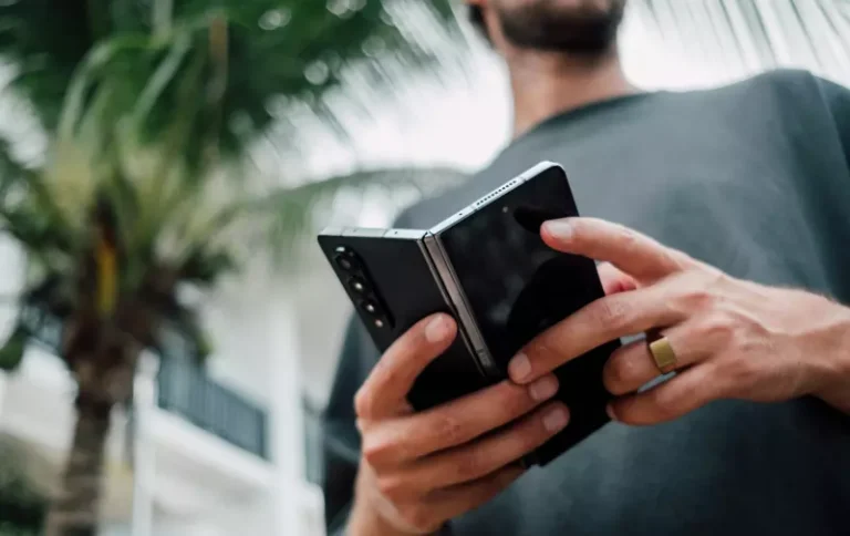 Prije Samsung Unpacked događaja, na internetu su se pojavili promotivni materijali za Galaxy Z Fold 6 i Galaxy Z Flip 6 uređaje!

